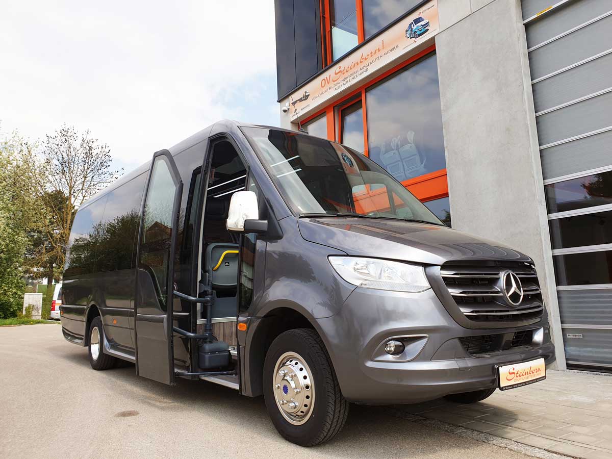 Commercializzazione di minibus prodotti dall'azienda tedesca Steinborn OV GmbH